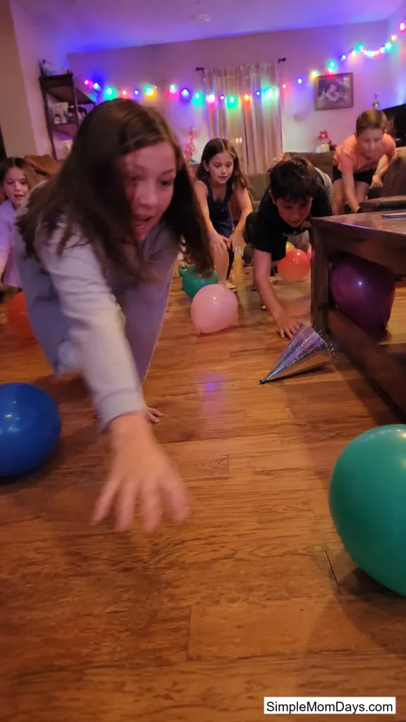 Balloon Freeze Dance