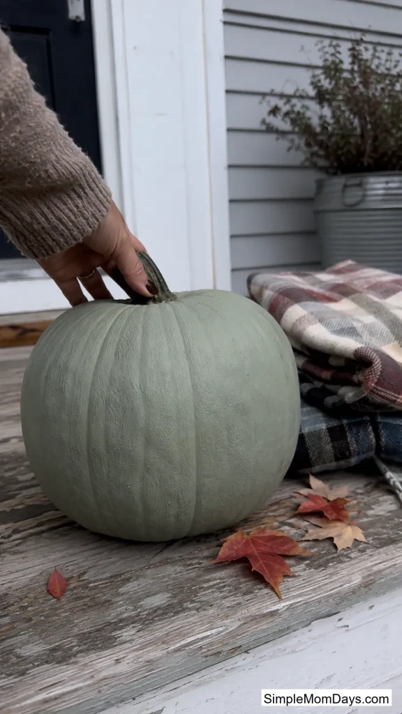 Chalky Vintage Paint Pumpkins