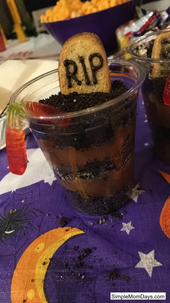 Crushed Cookie Graveyard Cups