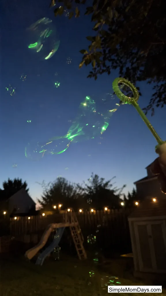 Glow-in-the-Dark Bubbles