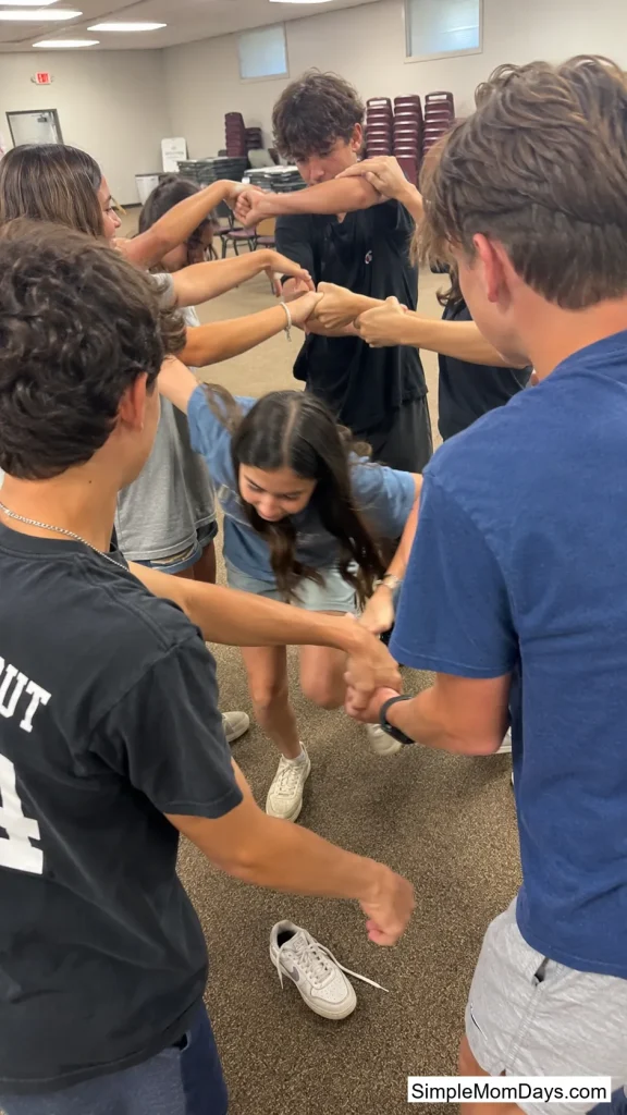Human Knot