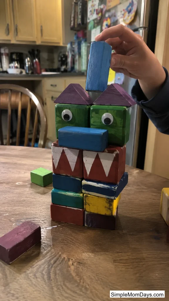 Monster Face Block Race