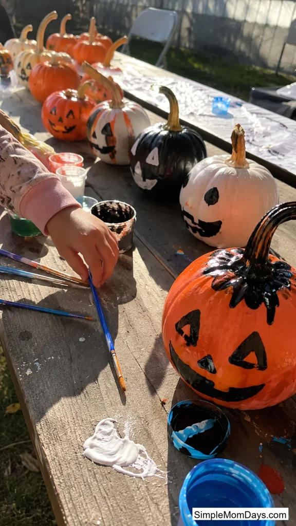 Pumpkin Painting Bar