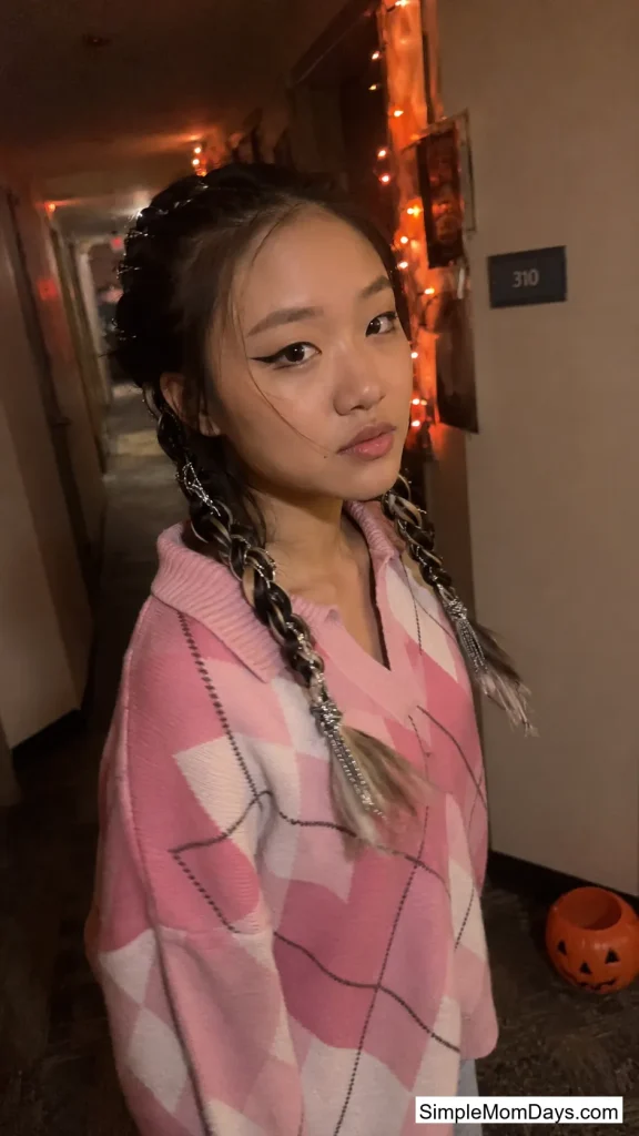 Rumi from K-Pop Demon Hunters