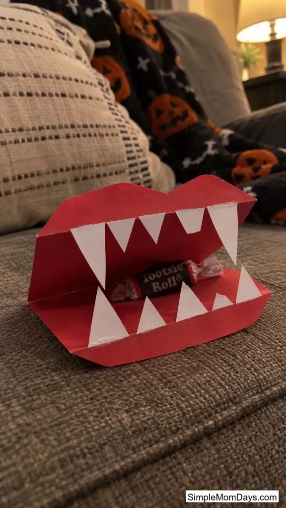 Snapping Vampire Mouth