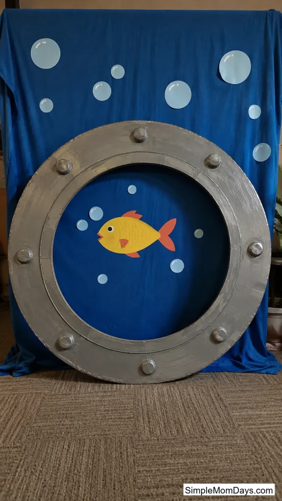 A DIY Porthole Photo Frame