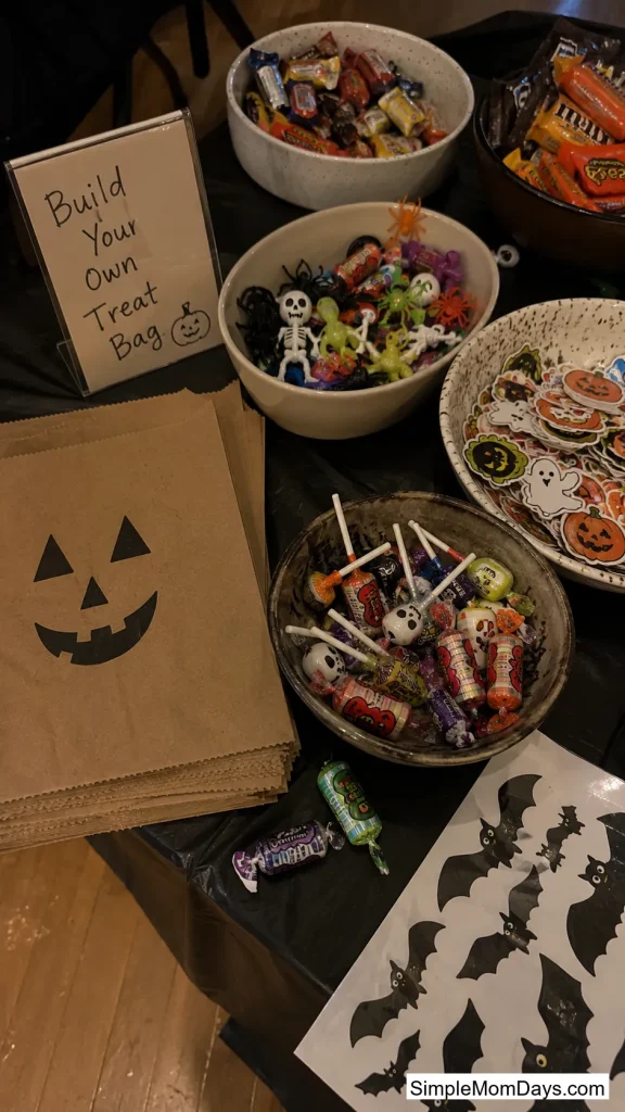 A DIY Trick-or-Treat Favor Bar