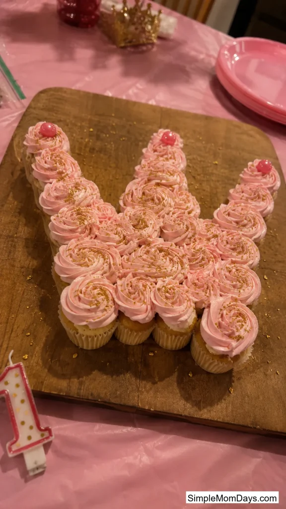 A Pull-Apart Cupcake Crown