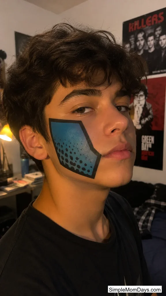 Comic Dot Pop Art Face