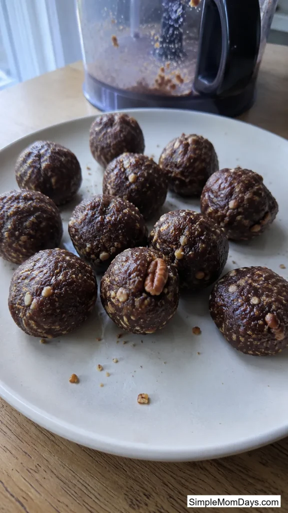 Maple Pecan Date Bites