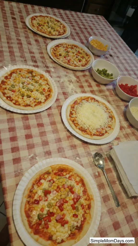 Mini Pizza Parlor