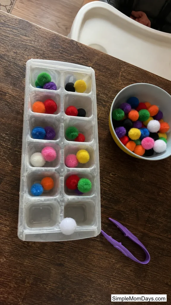 Tweezer Pom-Poms